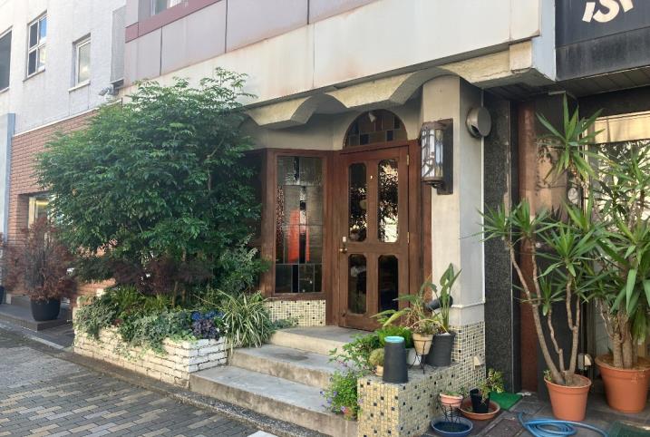 恵比寿駅徒歩9分　内装美麗の和食店居抜き